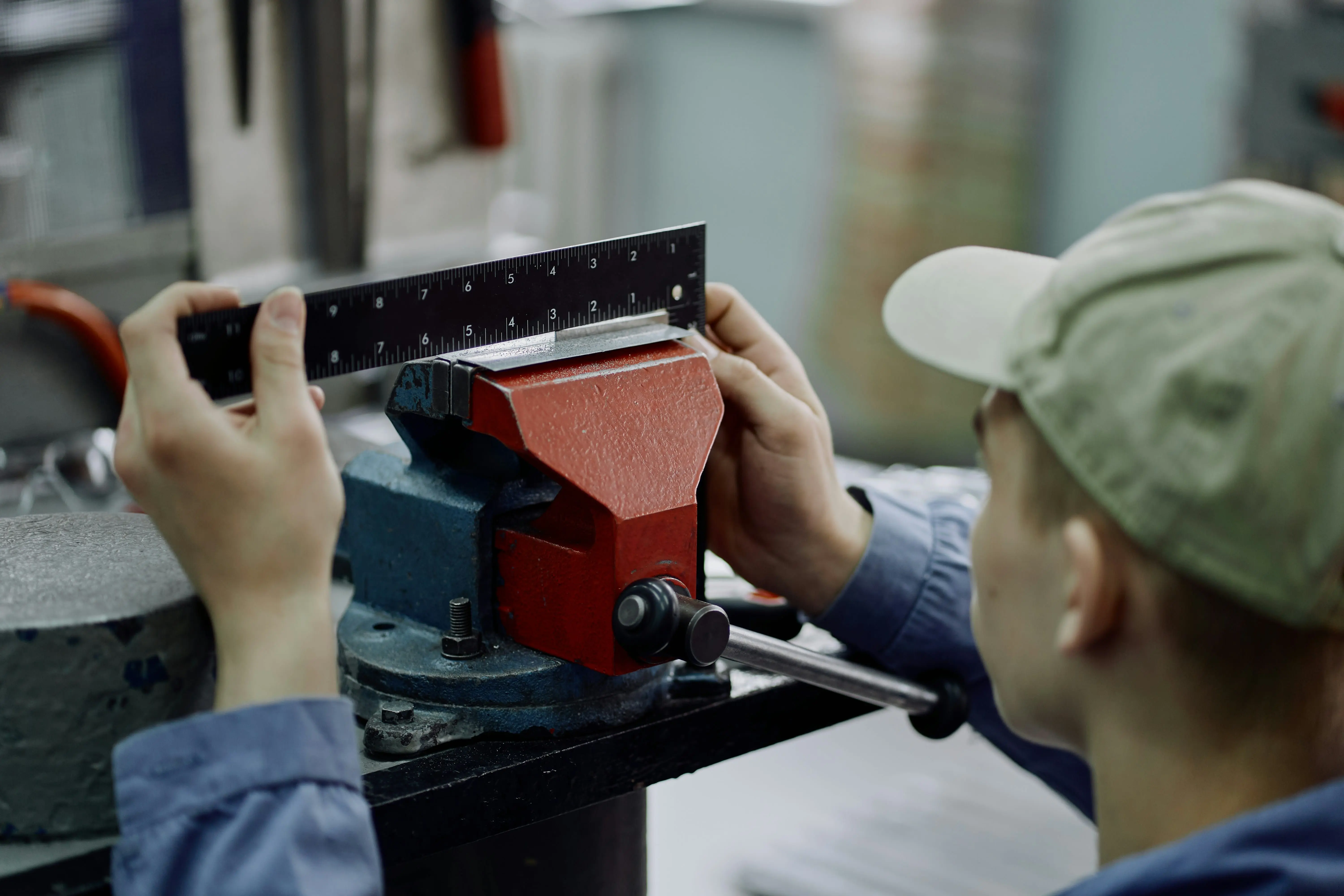 Manual assembly placeholder — replace with production photography