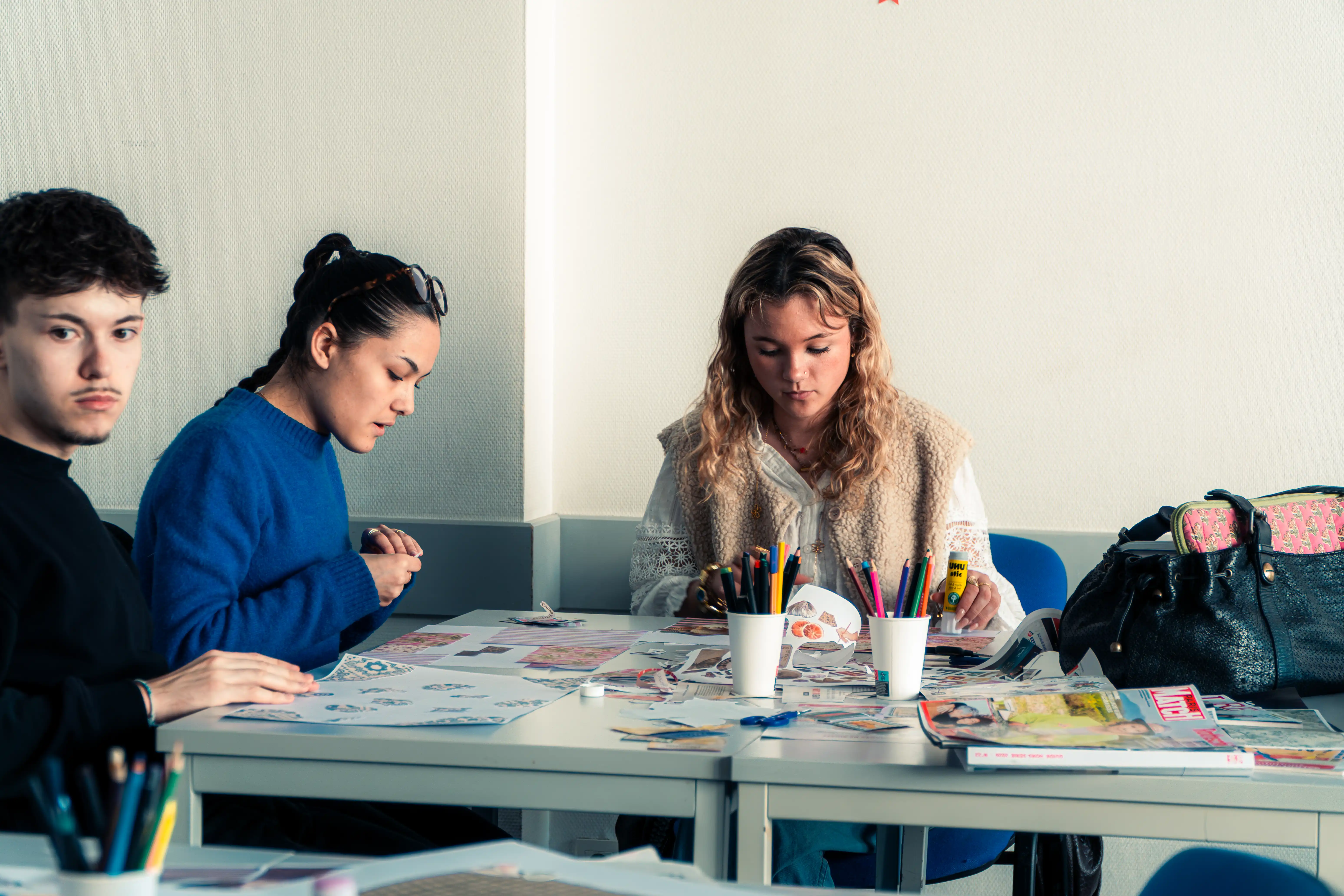Étudiants en formation Bac+2 chez ISFAC