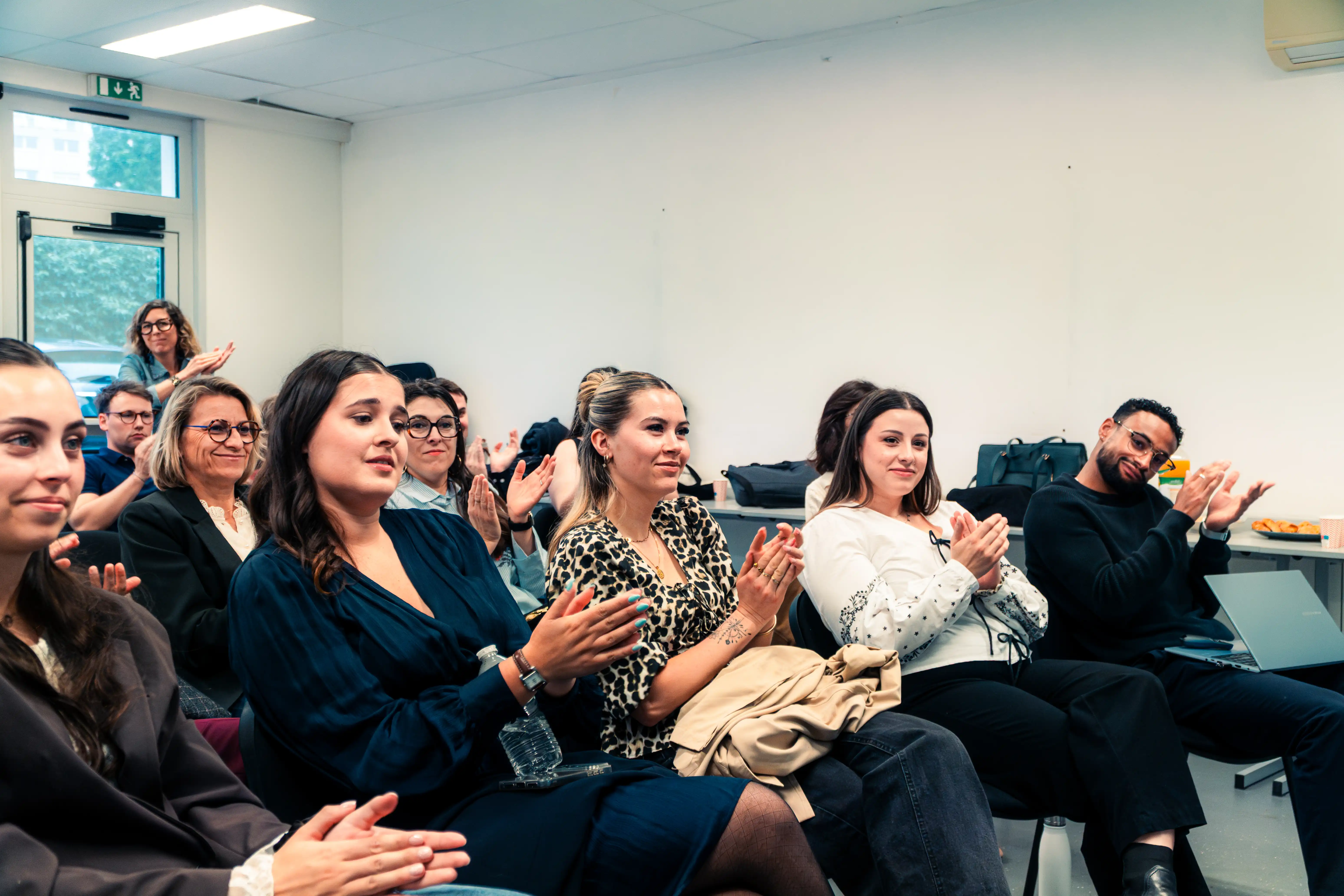 Étudiants en formation Bac+5 chez ISFAC