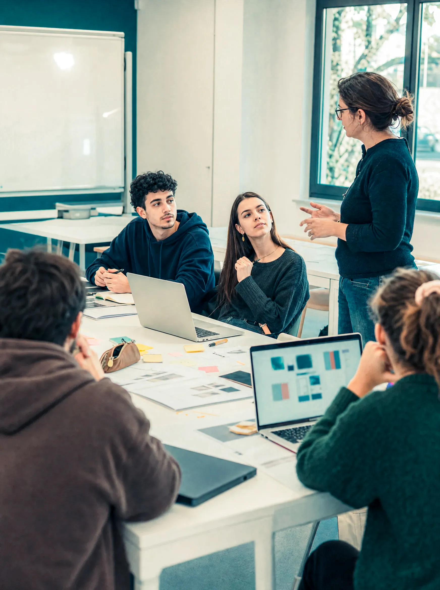 Visuel de la formation BTS Communication chez ISFAC à Poitiers, La Rochelle et Niort