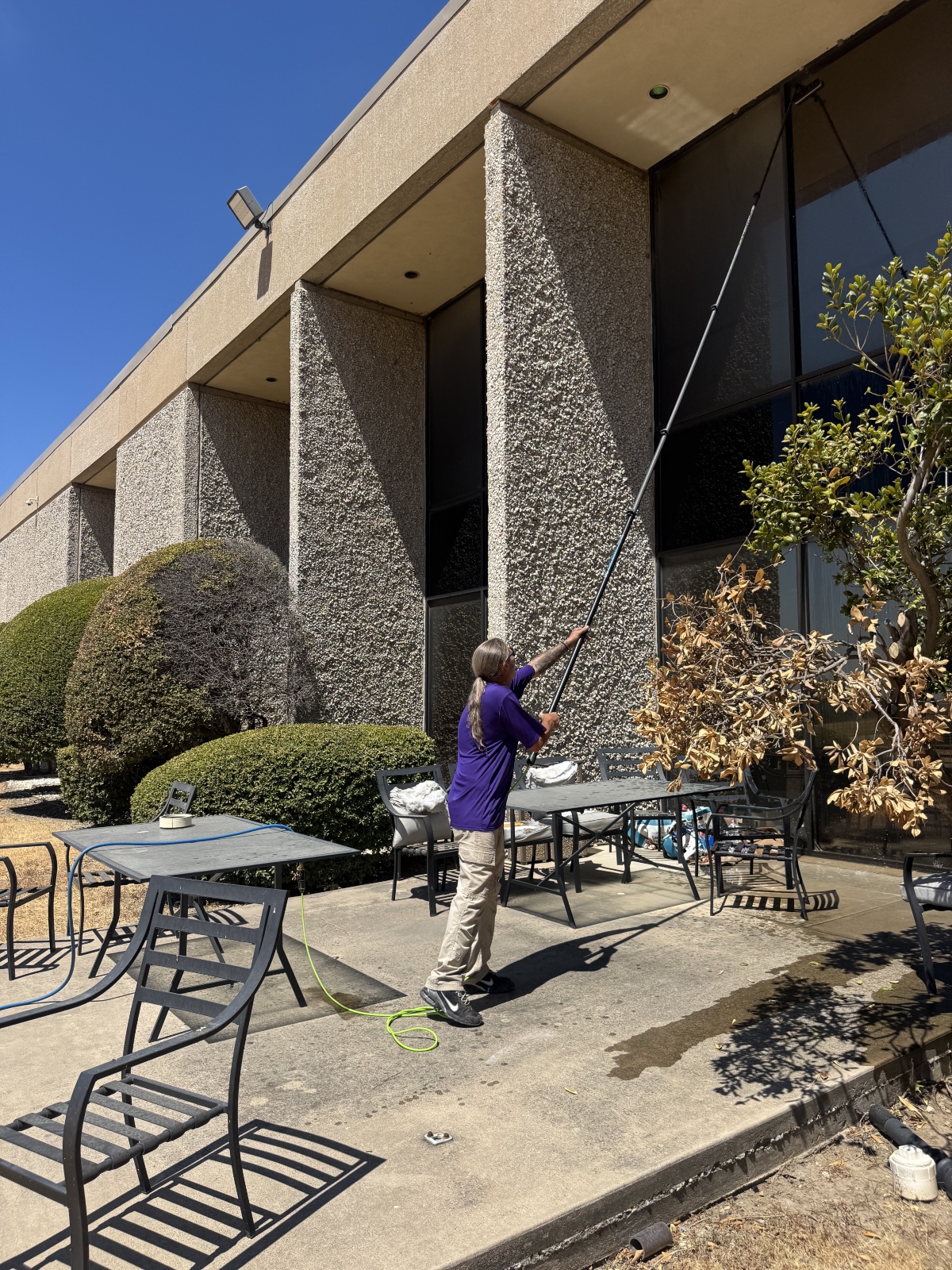 Professional interior window cleaning services in Dallas, TX