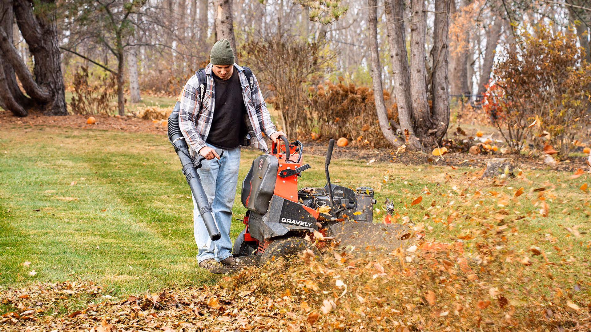 fall leaf cleanup service for commercial properties wisconsin