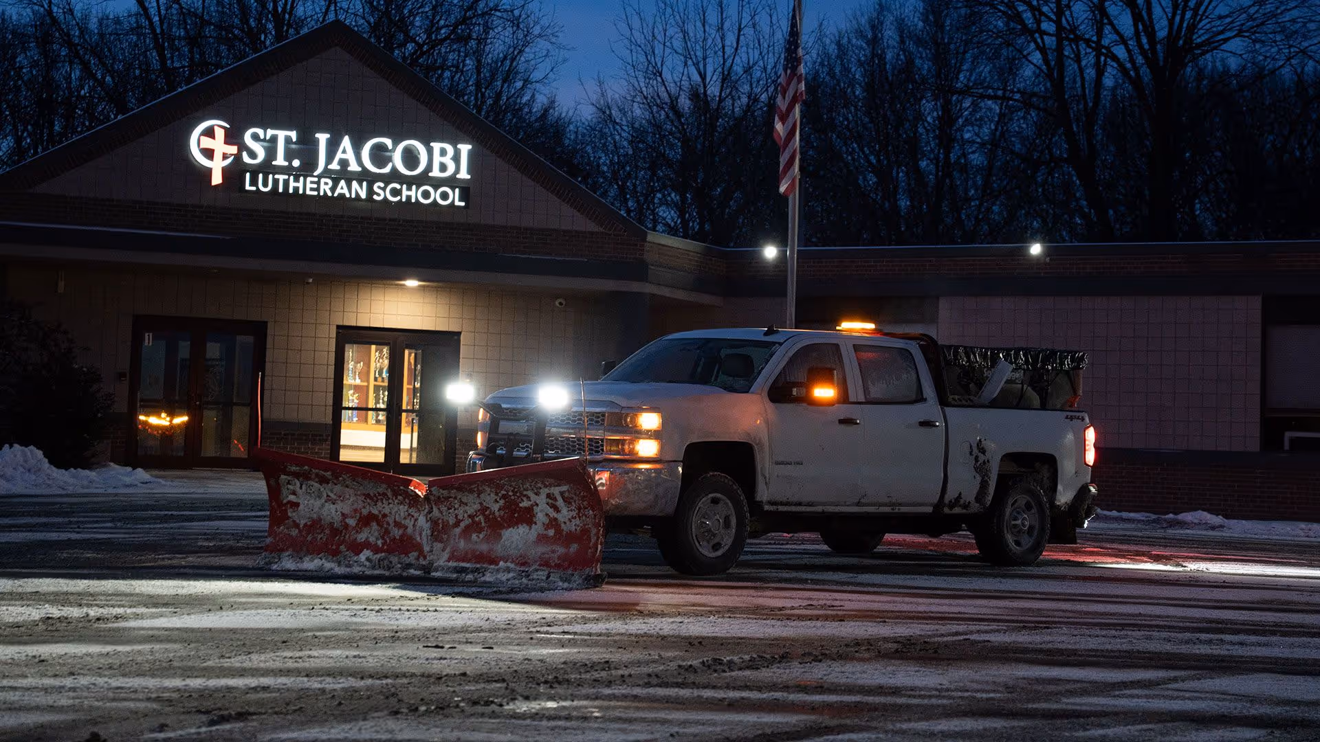 commercial snow plowing services near me wisconsin