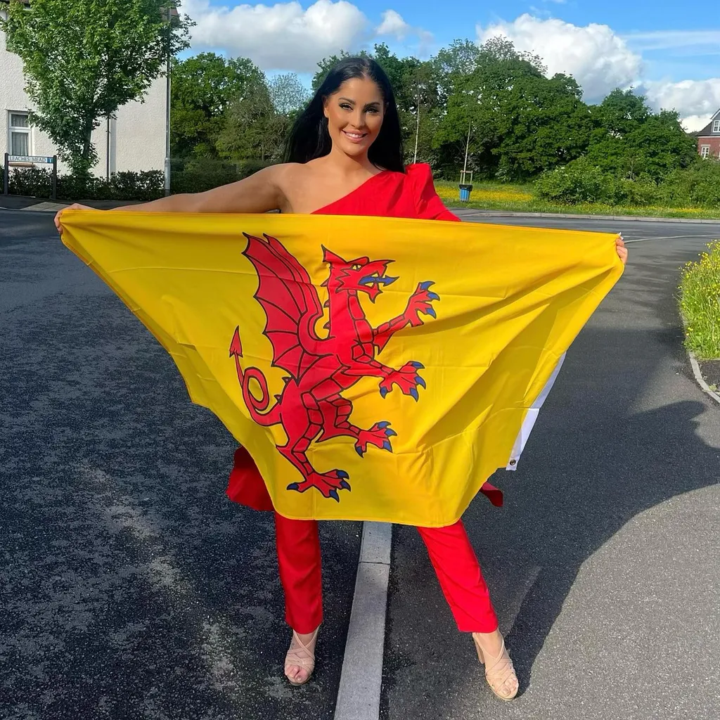 People celebrating Somerset Day.