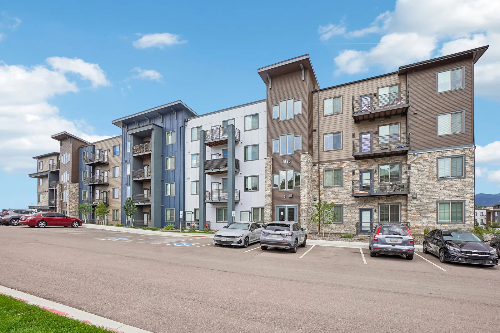 The Preserve at Mesa Creek apartment community