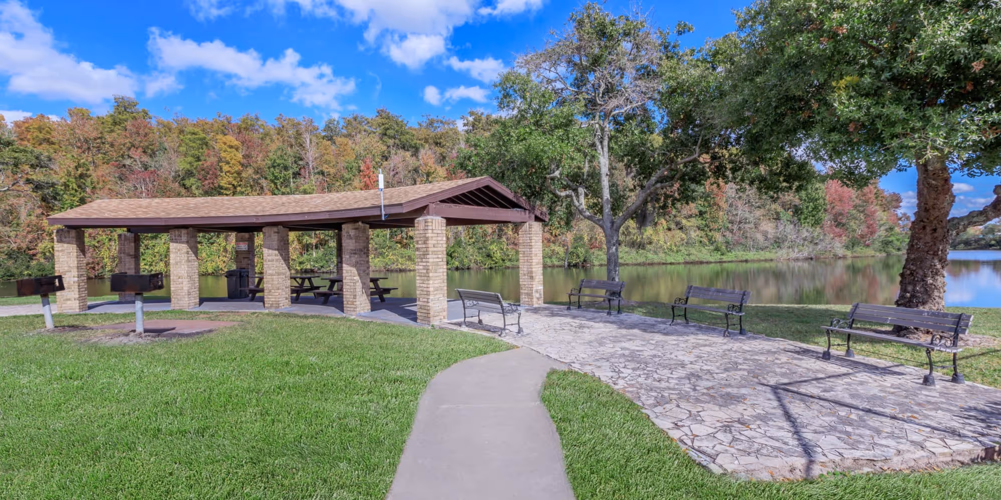 Covered Picnic area with benchs