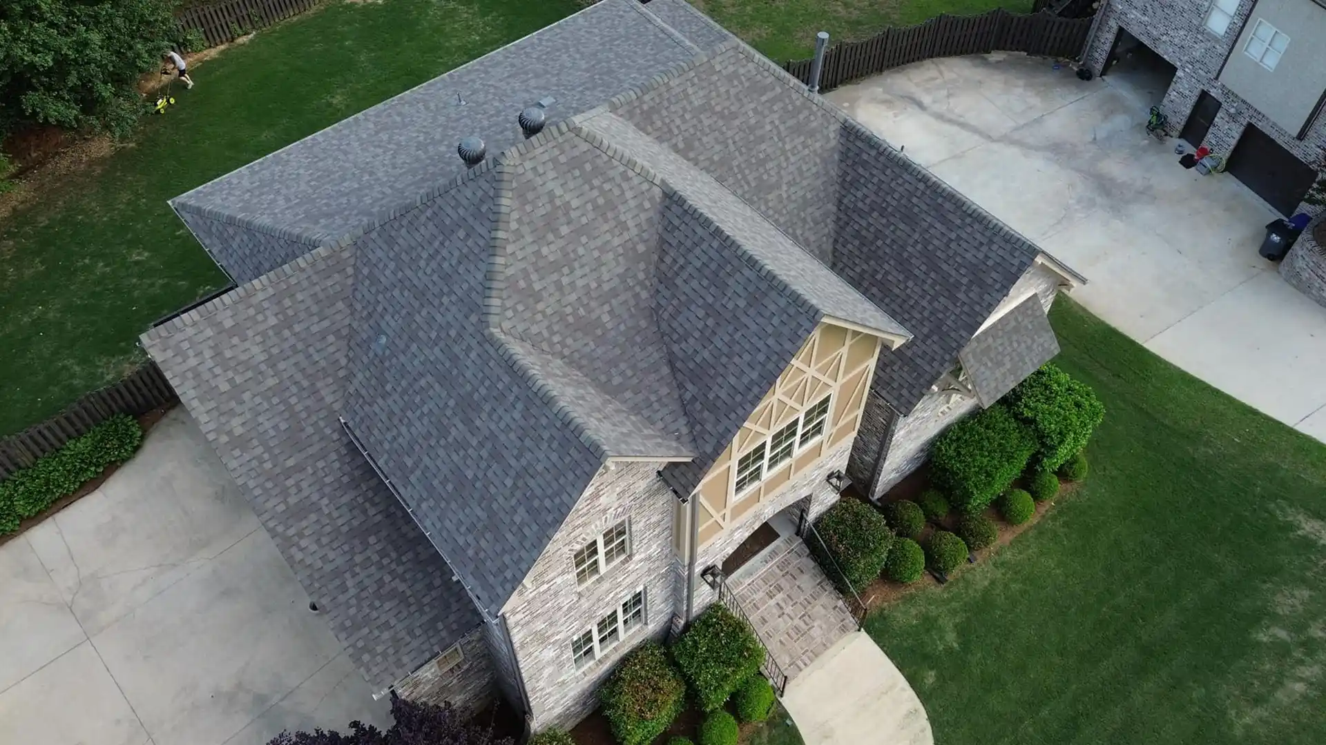 Montgomery's Trusted Roofing Company