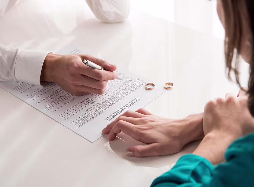 Can You Get a Divorce Without the Other Person Signing in New Mexico?