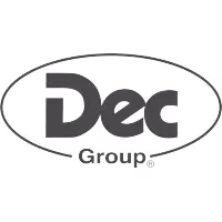 Logo firmy Dec Group z tekstem „Dec Group”.