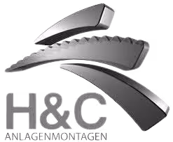 Srebrne logo H&C z napisem Anlagenmontagen pod grafiką.