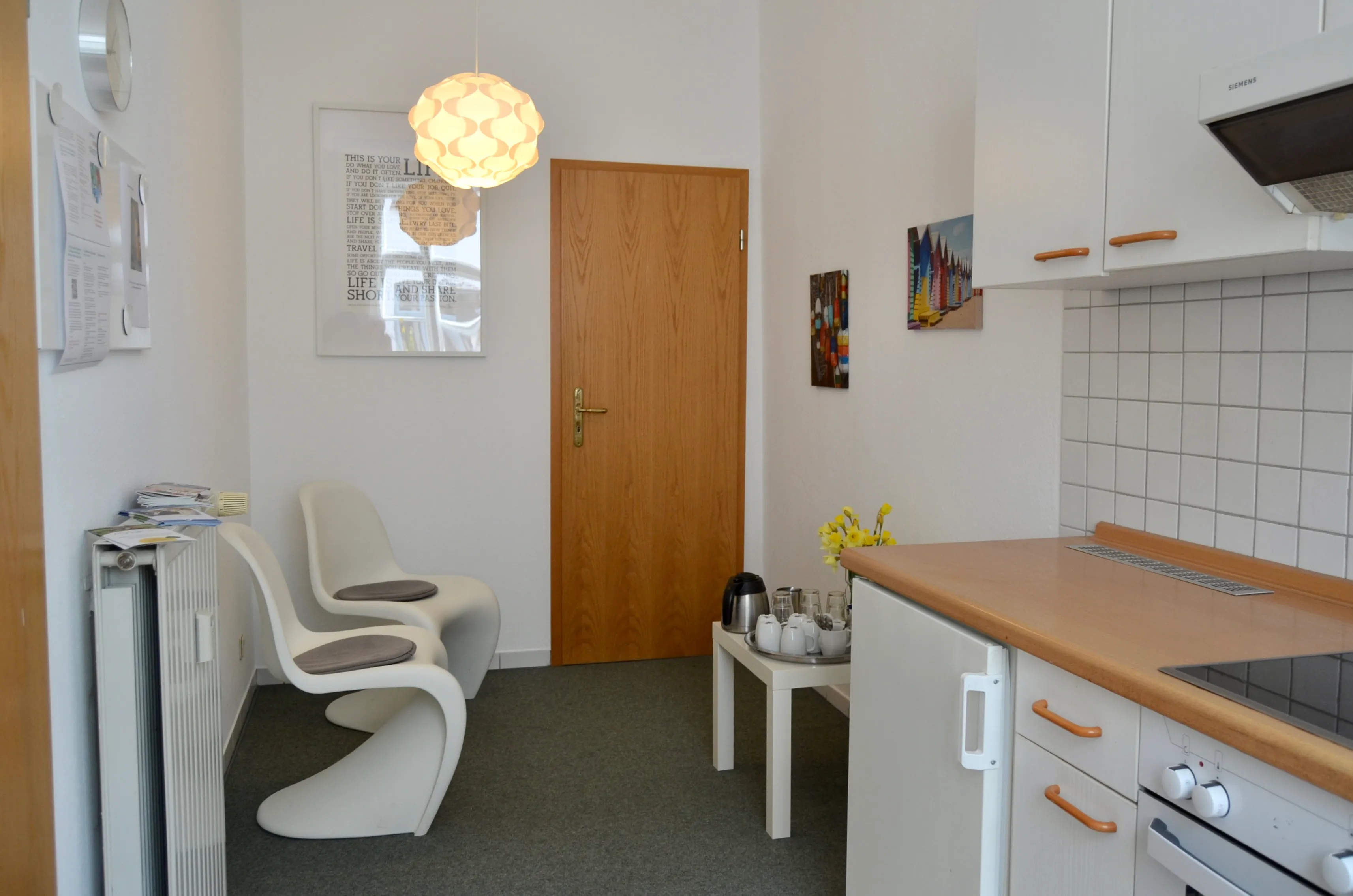 Wartebereich der Schwerpunktpraxis für Neurodivergenz für Erwachsene in Eckernförde.