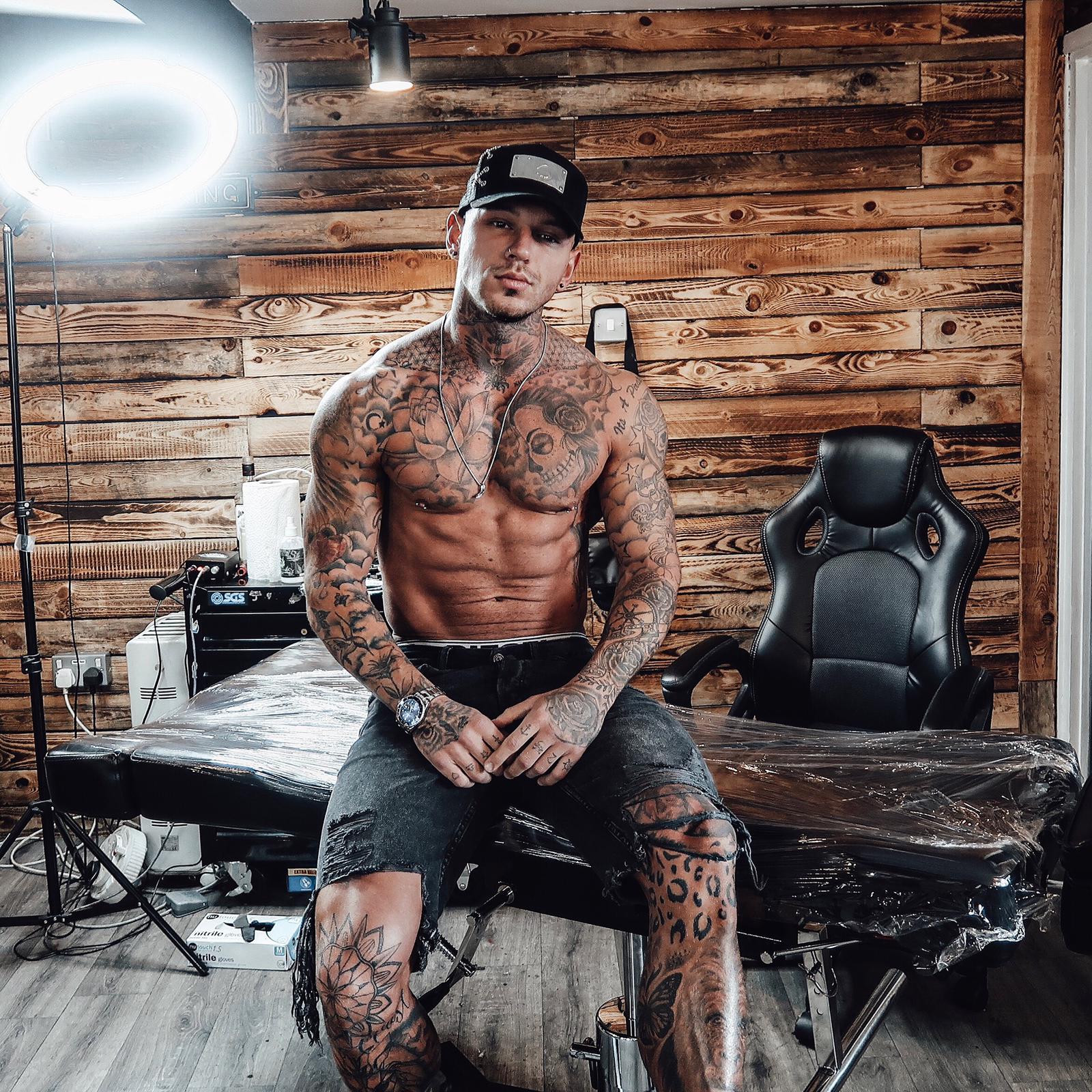 Sean Pratt in the tattoo studio