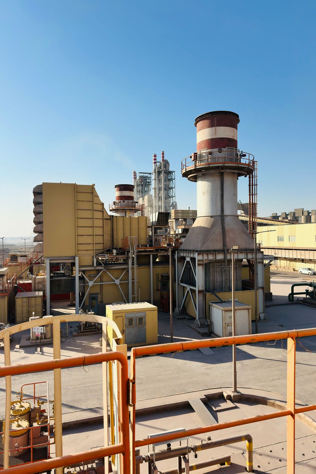 Gas turbine power plant facility supported by PowerGen Field Services