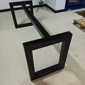 Inset square steel base option