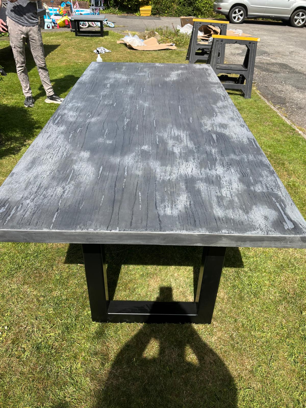 Inset square steel base option