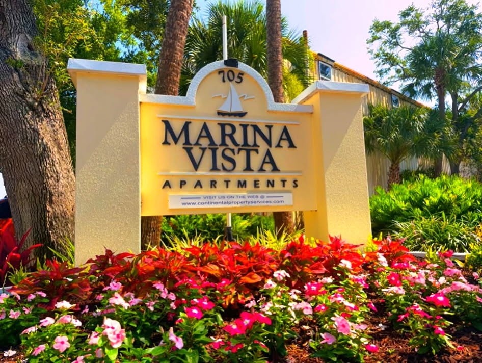 Marina Vista exterior sign