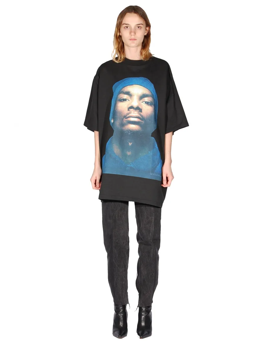 Vetements designer T shirts with bold prints and innovative designs, a modern luxury brand known for avant garde collections and fashion world influence.