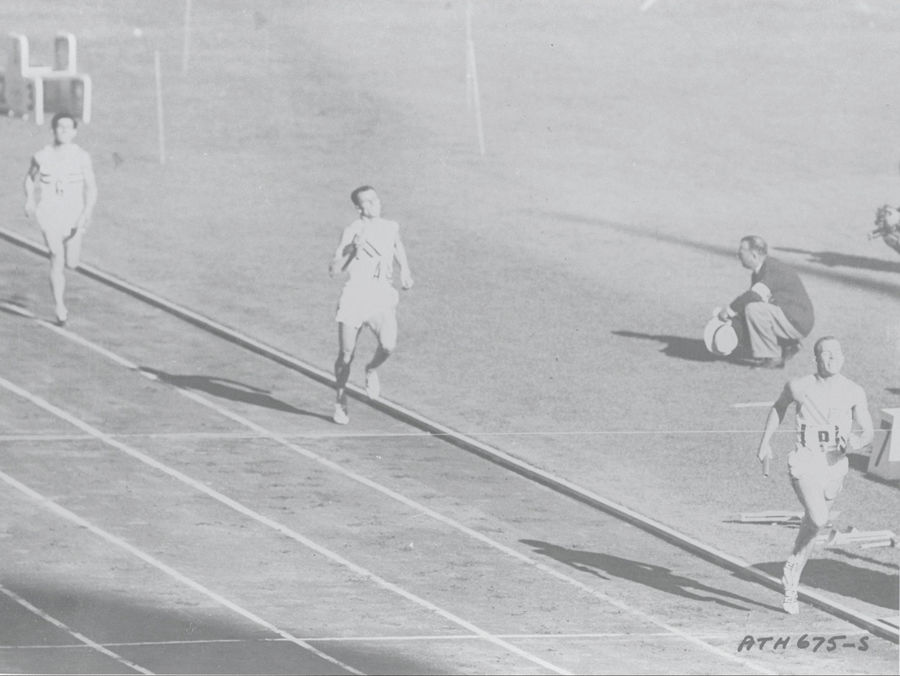 Melbourne 1956, Derek Johnson of Great Britain finishes third behind Richard Kevan Gosper of Australia and Thomas Courtney of USA.