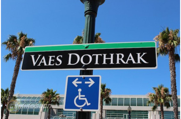 Signs-Game-of-thrones-london-super-comic-convention