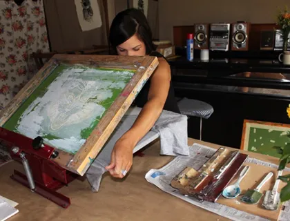 application of design for screen printing