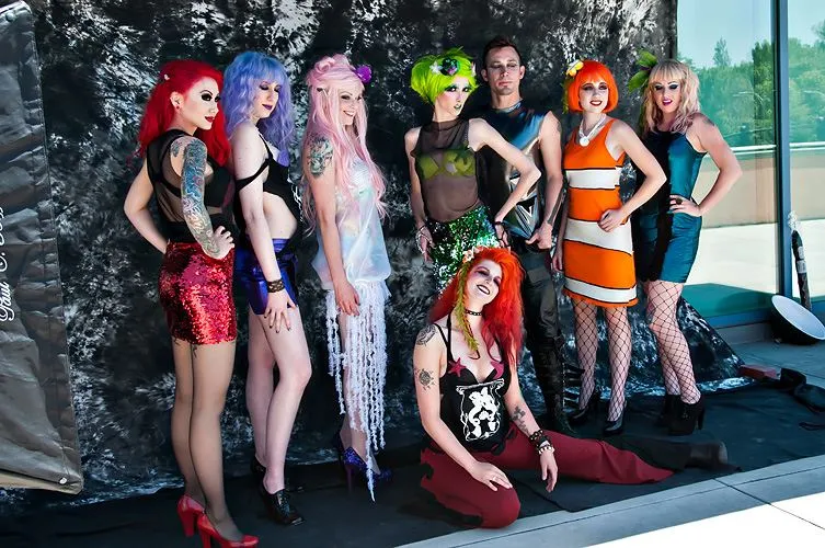 you can easily use different online store 