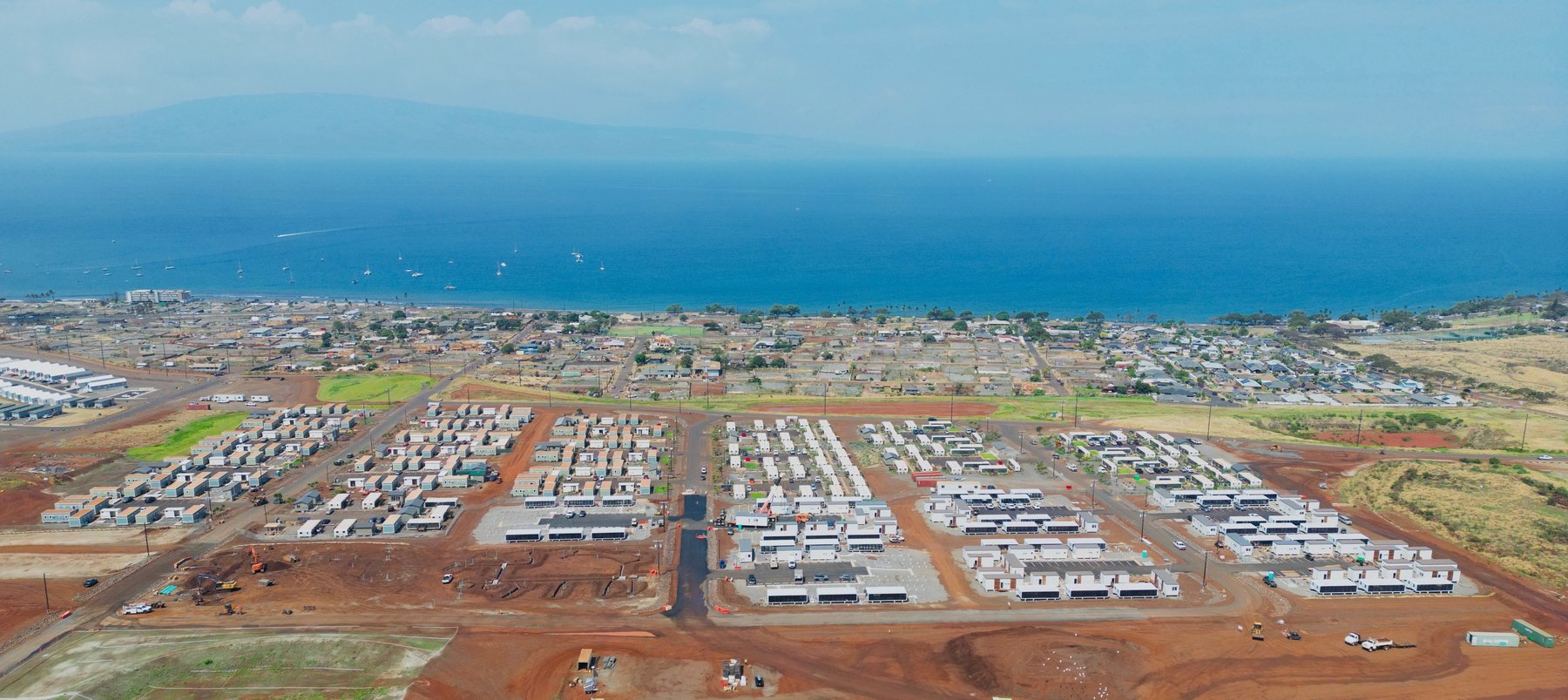 Aerial — full Lahaina deployment by ocean