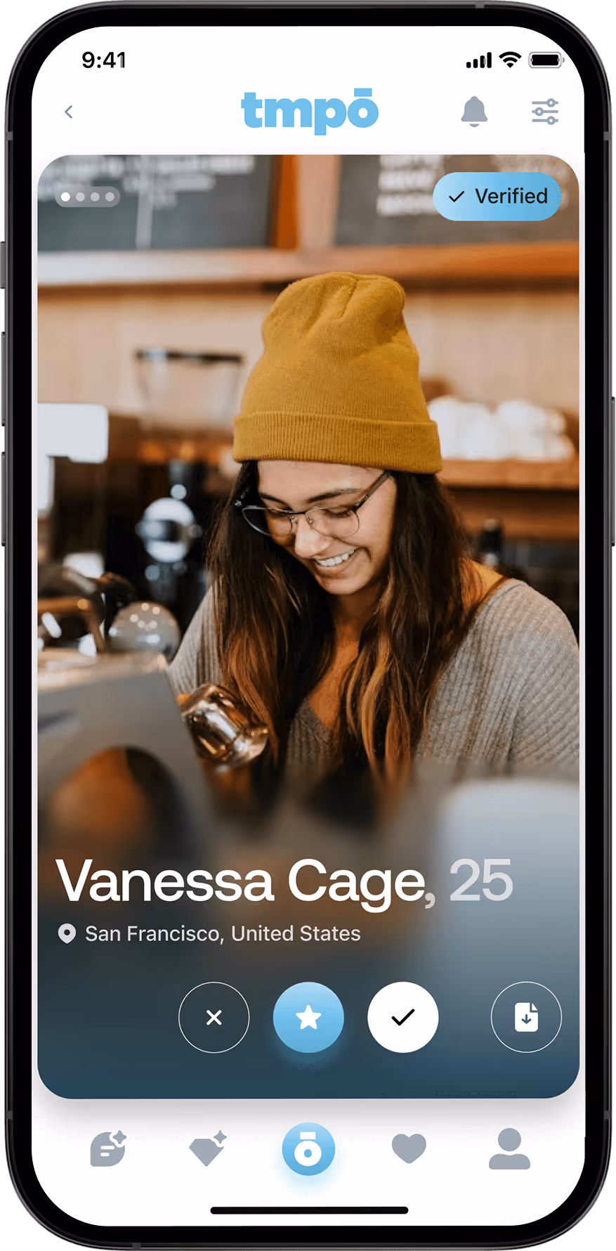 Mobile app screen showing a verified Starbucks Coffee Barista job listing in San Francisco with options to reject, star, or accept.