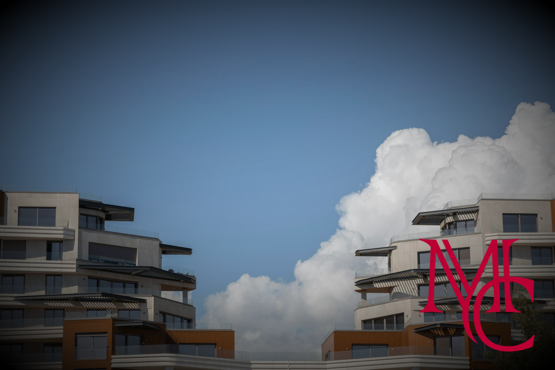 Apartment construction Northwest Arkansas real estate