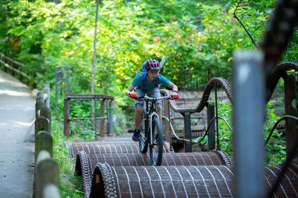 Wal-Mart home office is now a bikeable extention of Bentonville