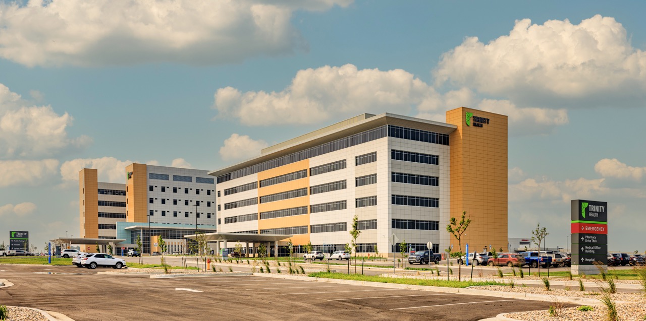 Medical office building exterior representative of the Sujen Arbuckle, APN practice in Springdale, Arkansas