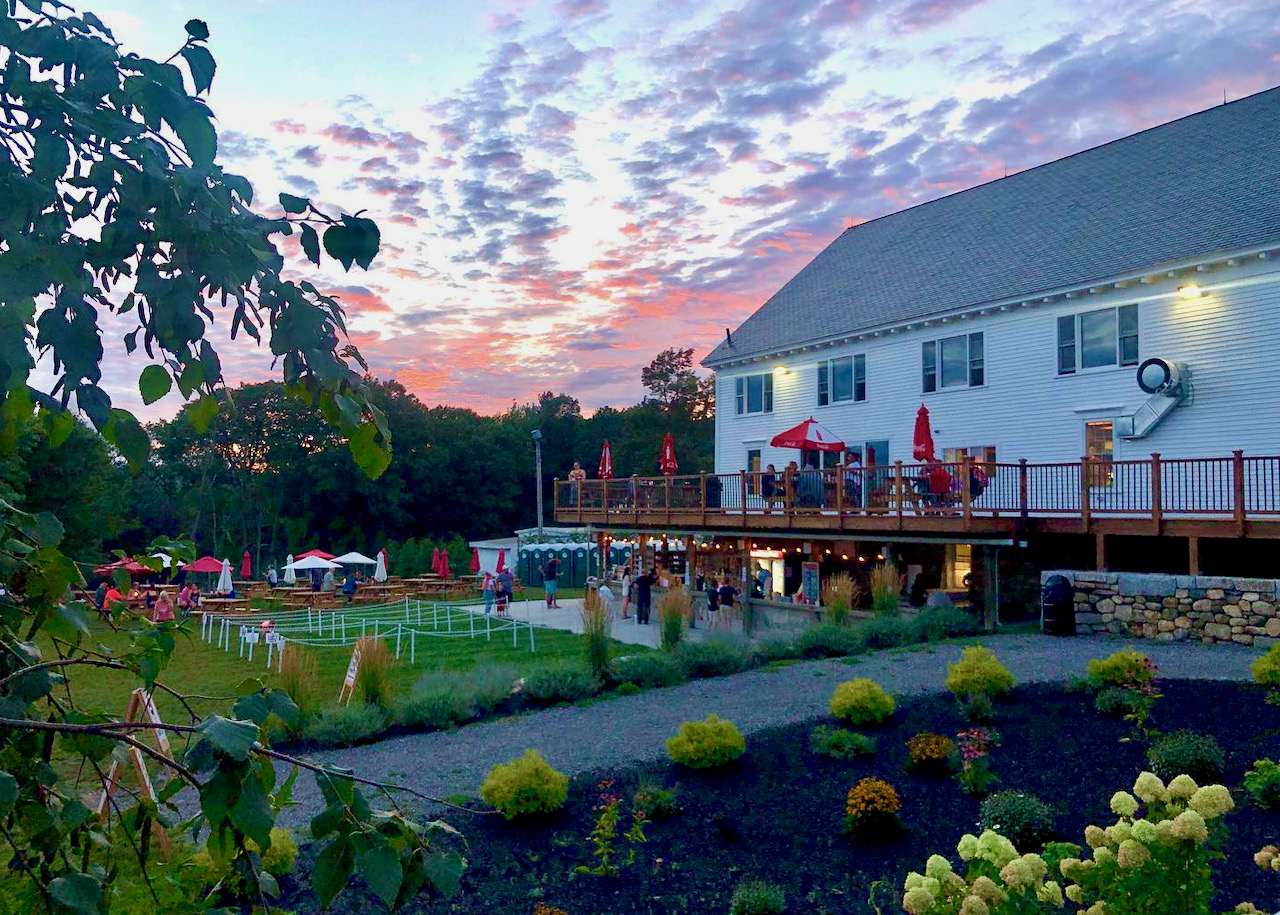 Hollis Hills Farms
