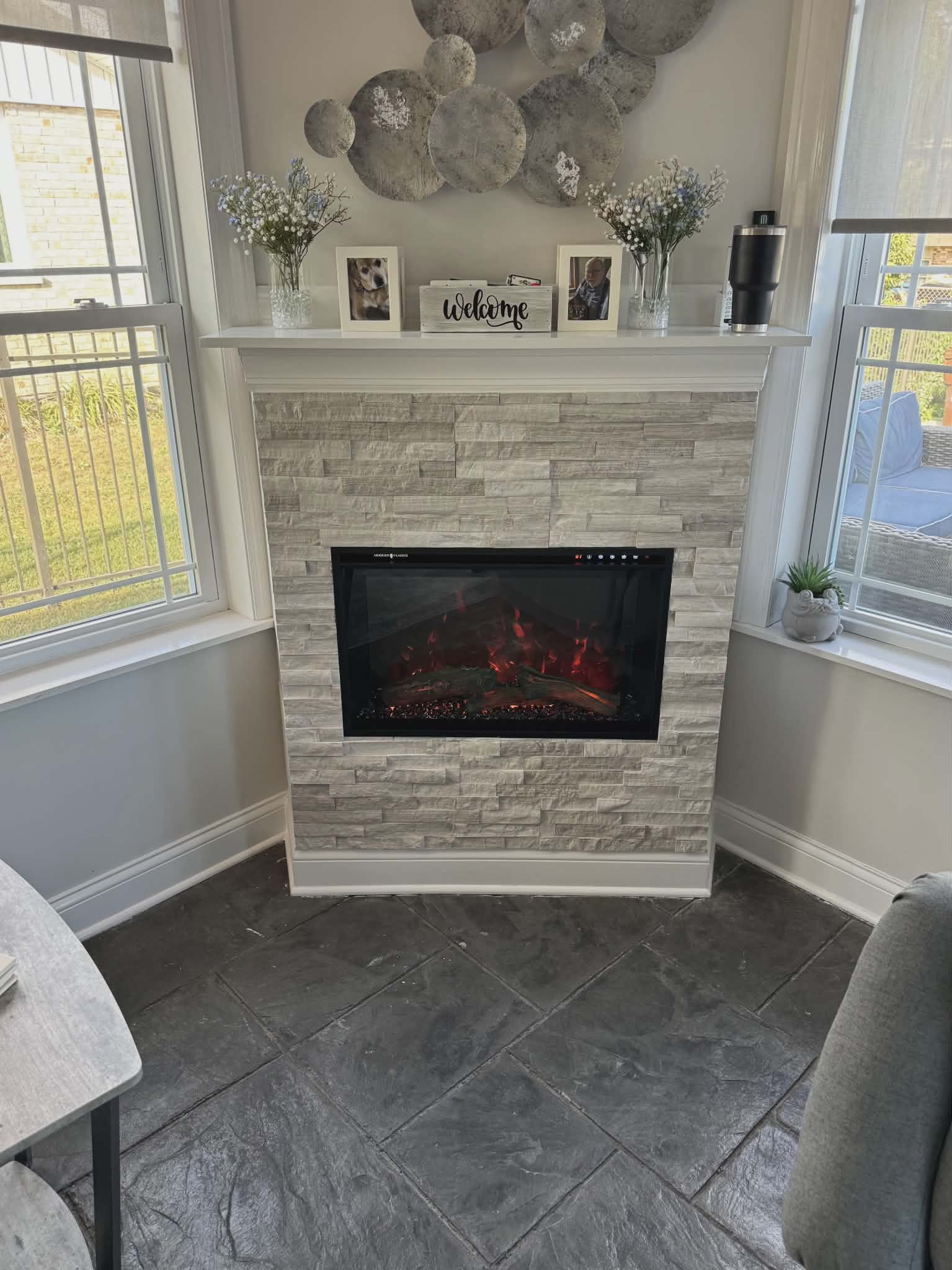 Electric insert fireplace