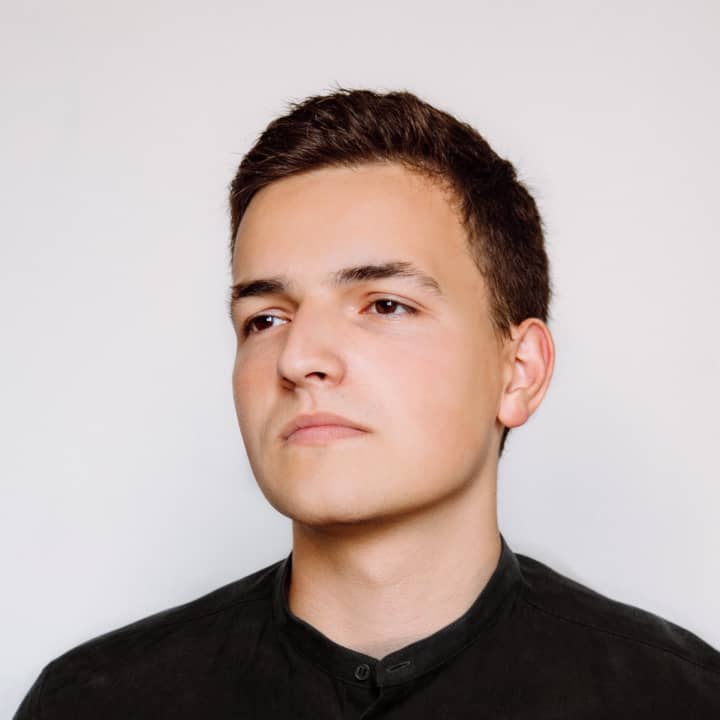 We’re A Minimalstudio X Andy Smith Avatar Square Hero - Minimalstudio X Webflow Template