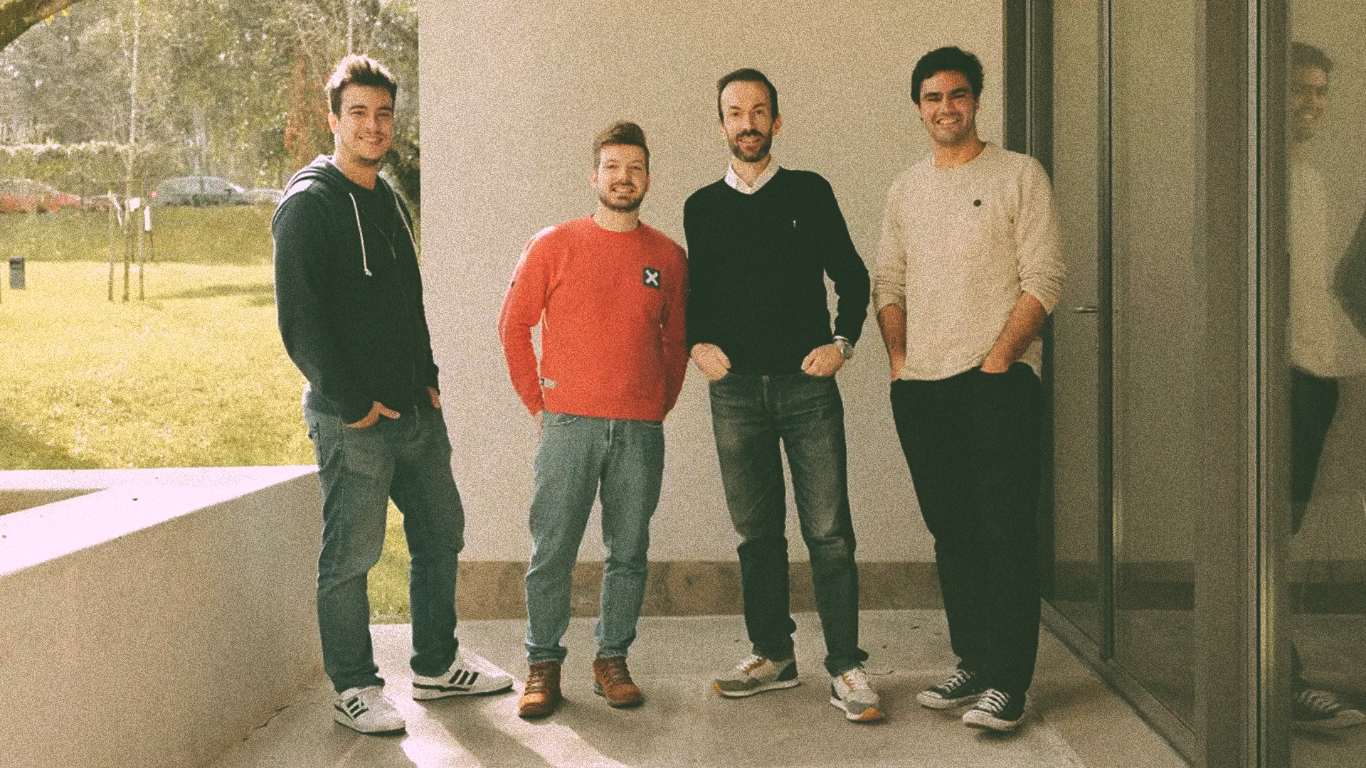 Fotografia dos quatro fundadores da Triber