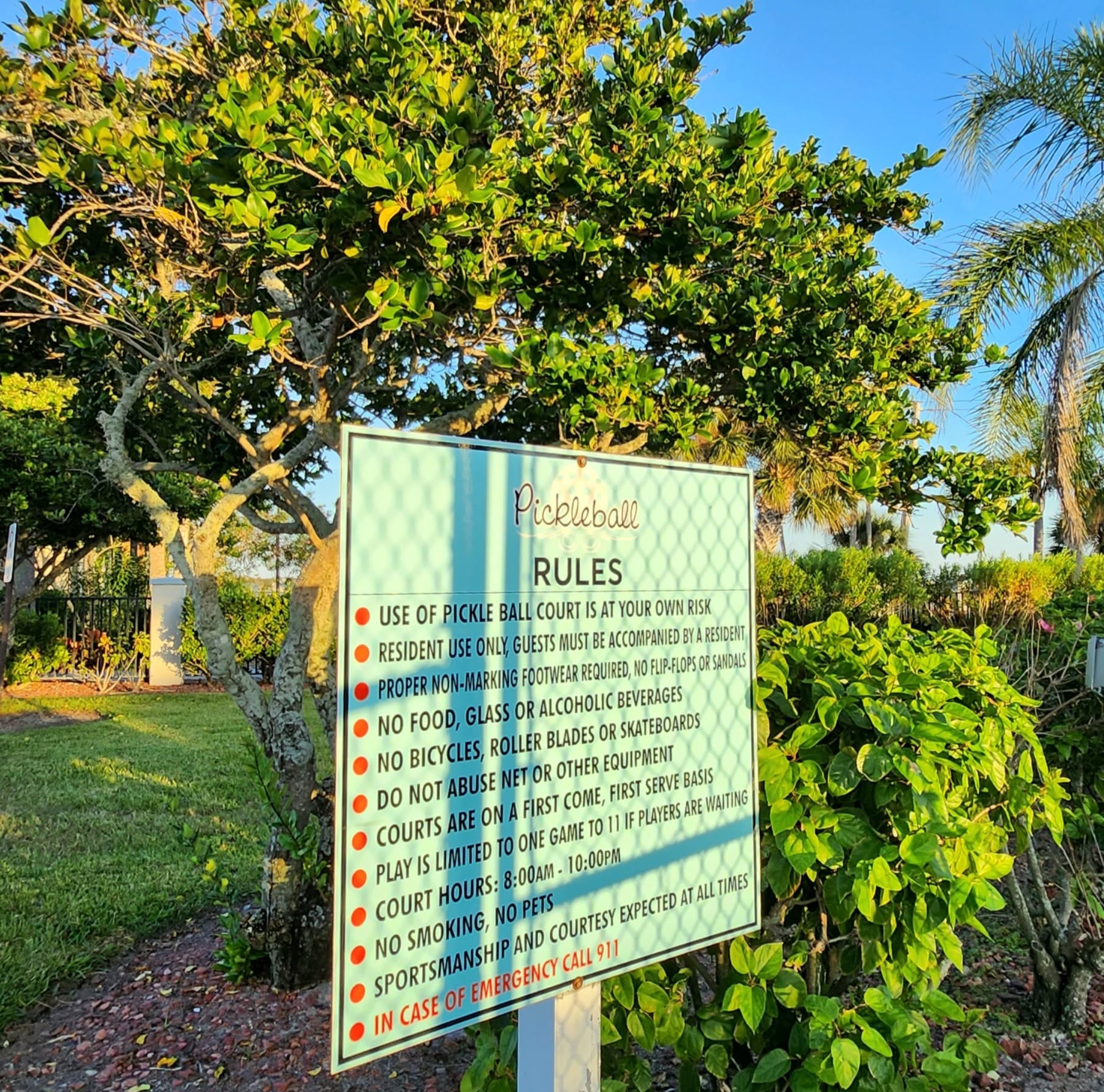 Leasing sign