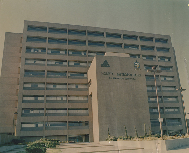 Fachada del Hospital Metropolitano Dr. Bernardo Sepúlveda.