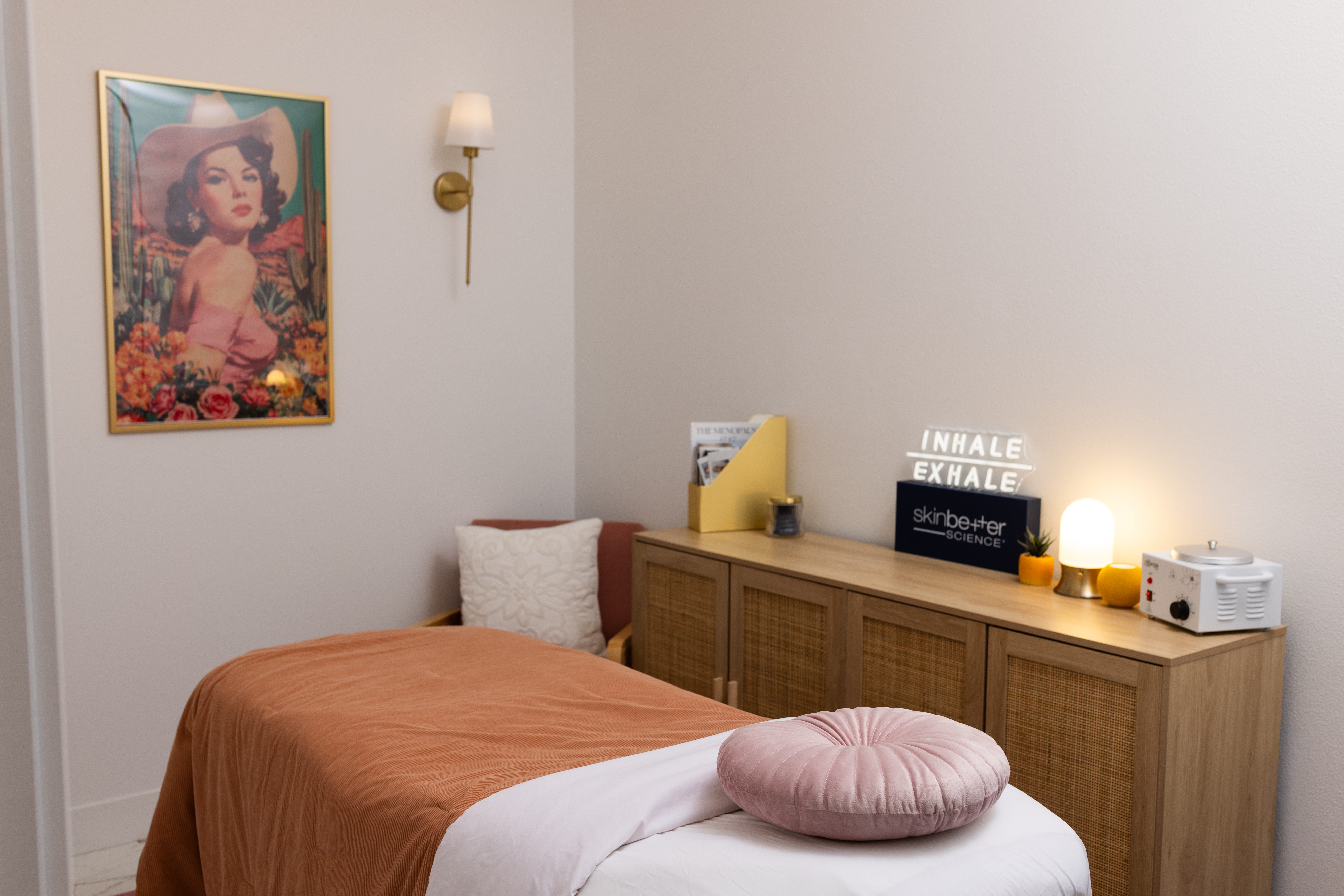 Lush clinic gallery 3
