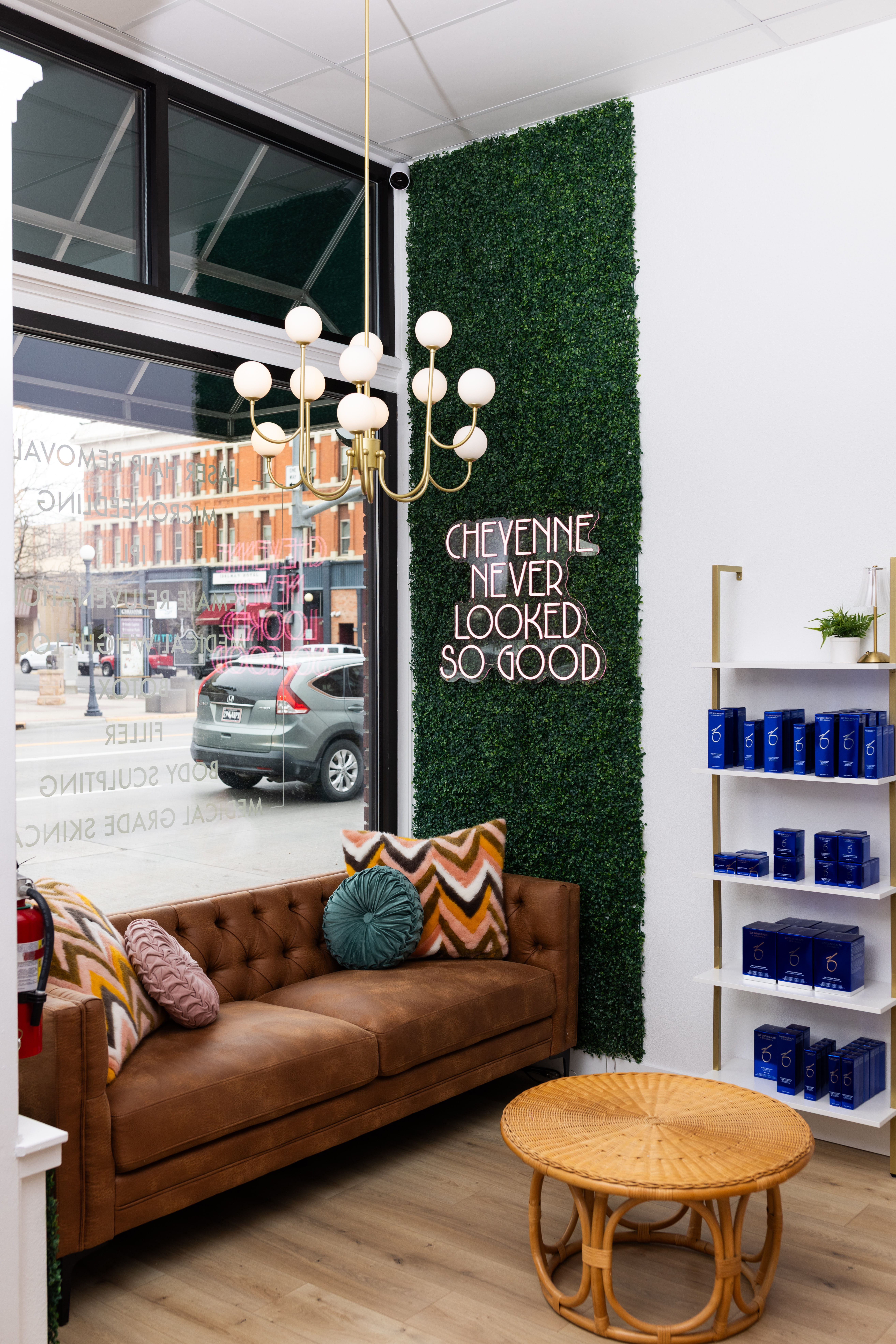 Lush clinic gallery 2