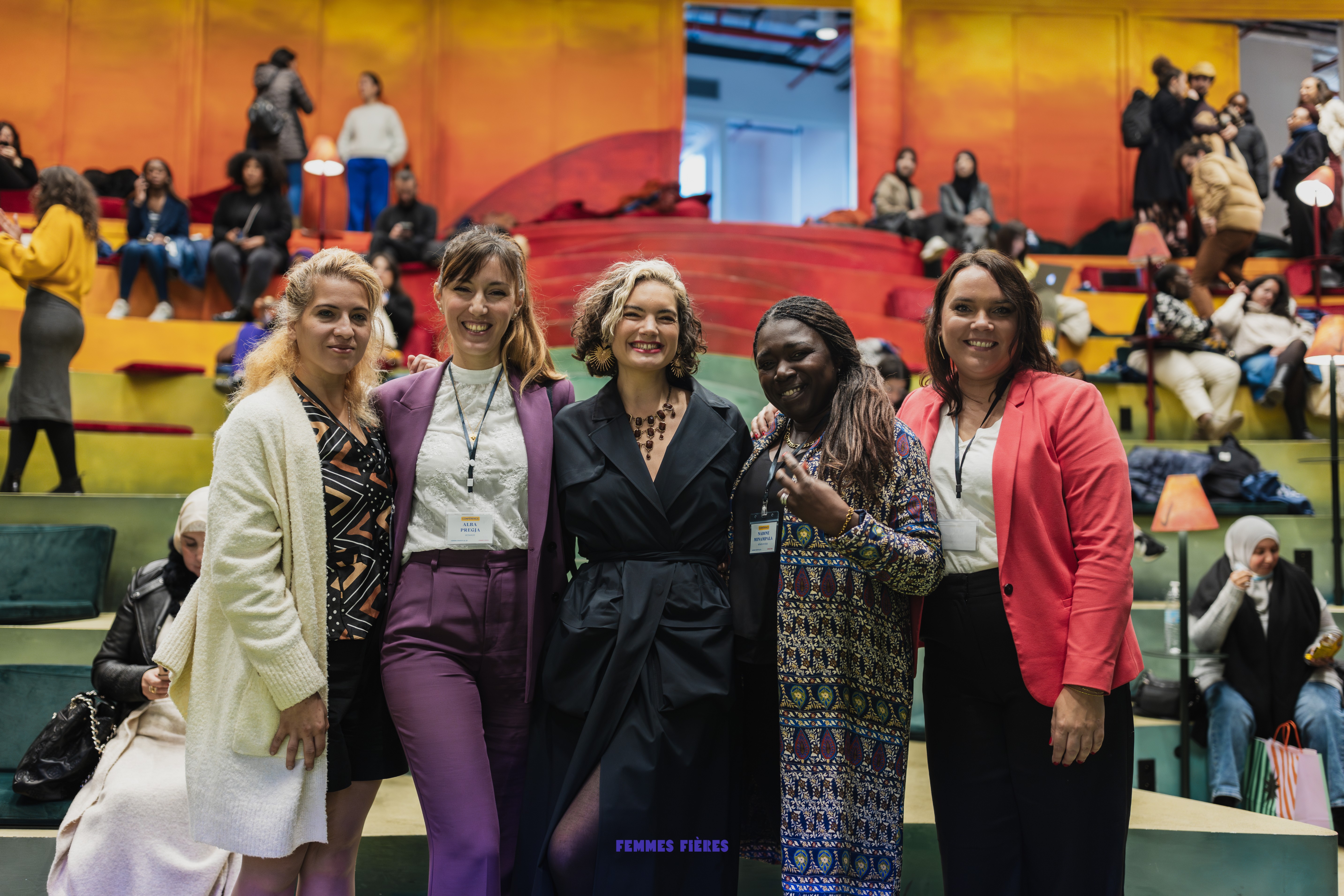 A man wearing snowglass