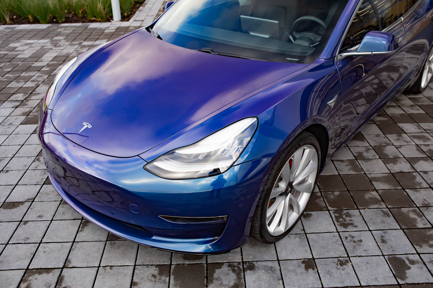 Dynamite Details DYNO Prism paint measurement tool used for precision coating thickness analysis