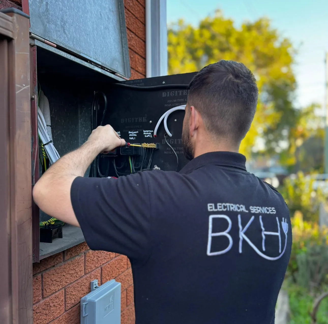 BKH Solar Batteries Photo