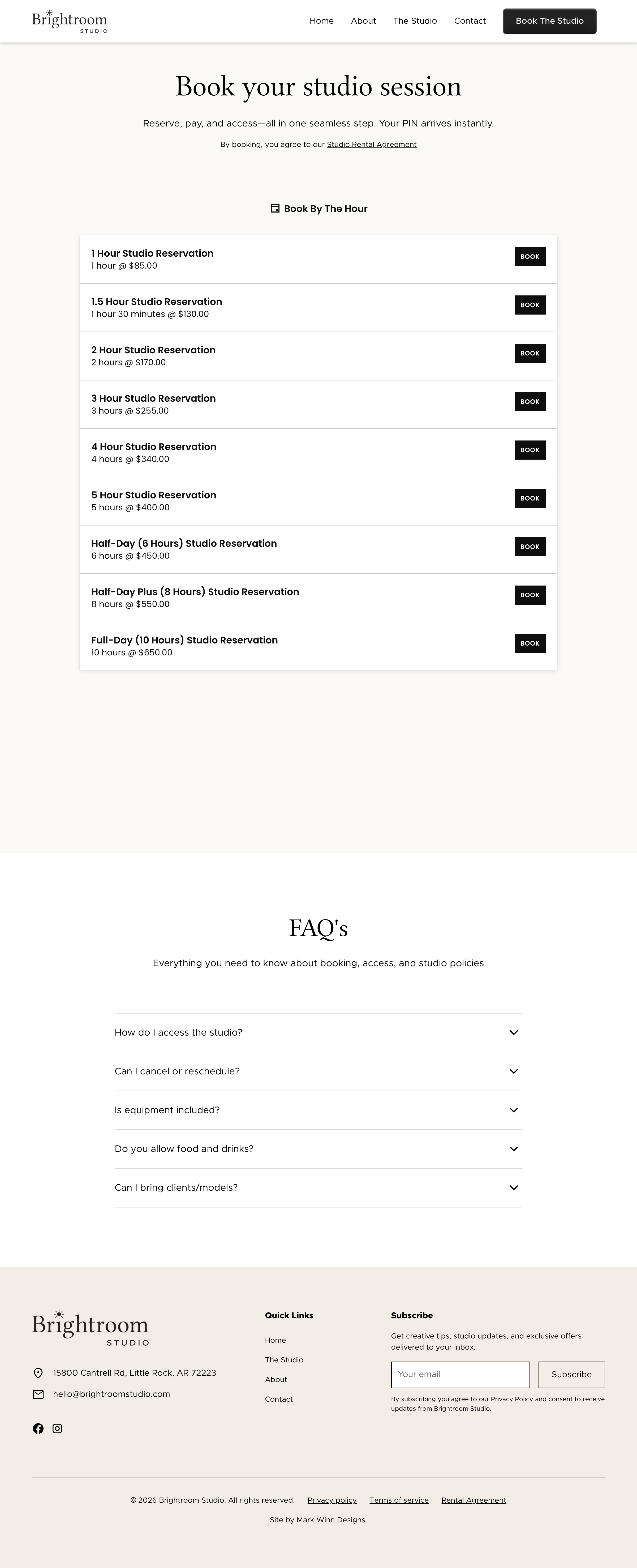 Brightroom Studio booking page listing studio session reservations by hour with prices and booking buttons, plus FAQ section and footer with contact info.