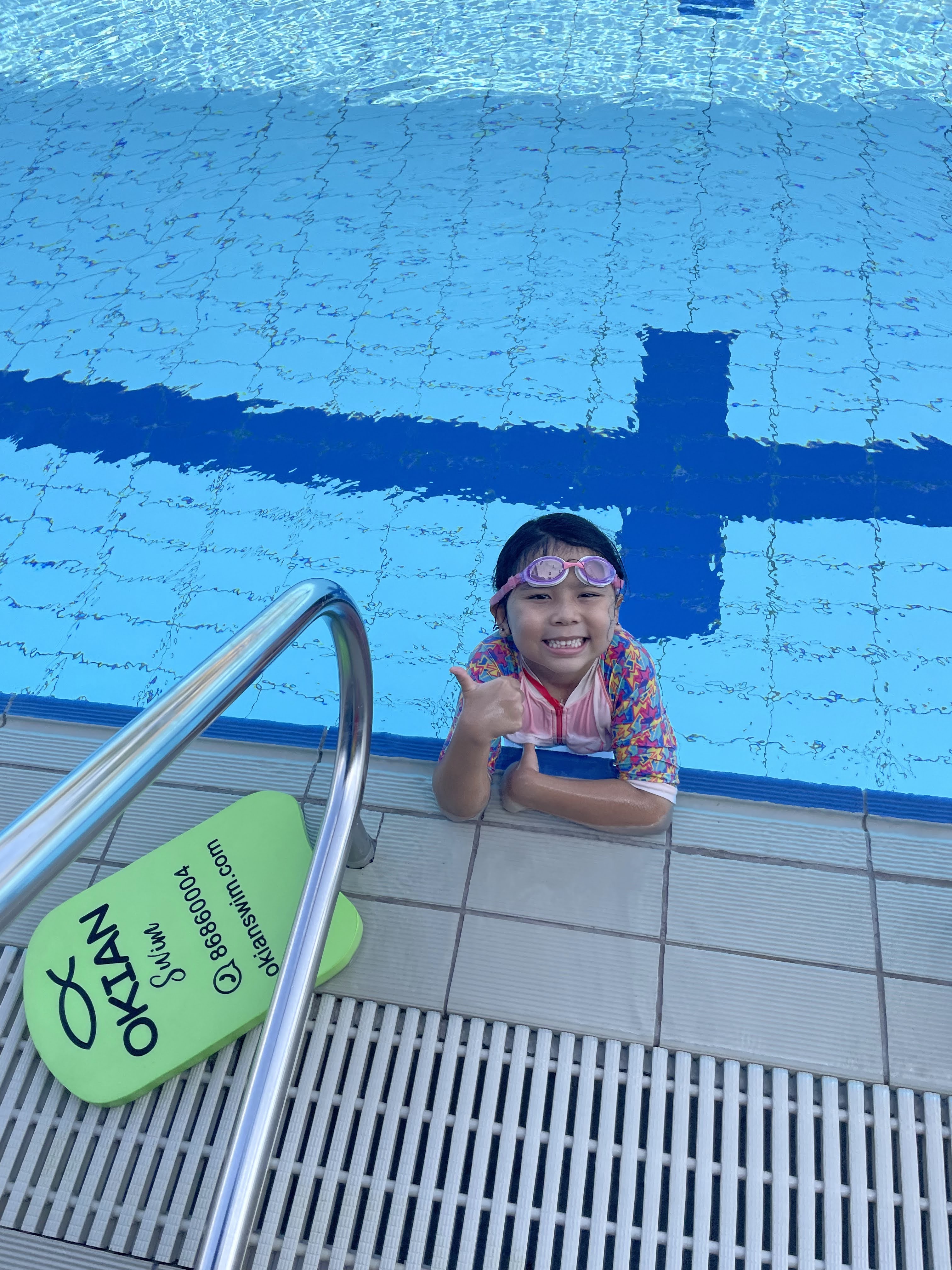 Empowering young swimmers with confidence at