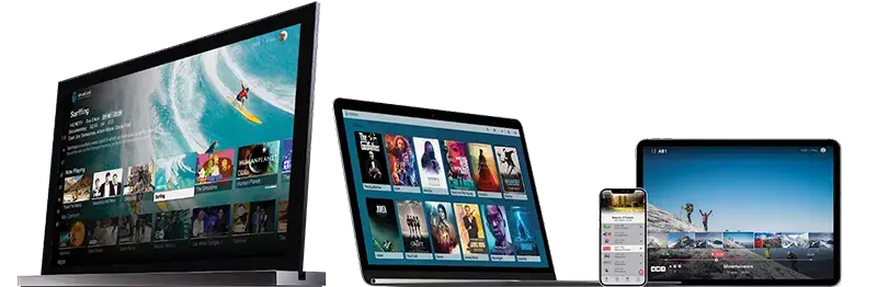 Imagen que muestra la búsqueda de canales en el televisor, el móvil, el portátil y la reproducción de canales en la tableta con el logotipo de UniqCast en el televisor.