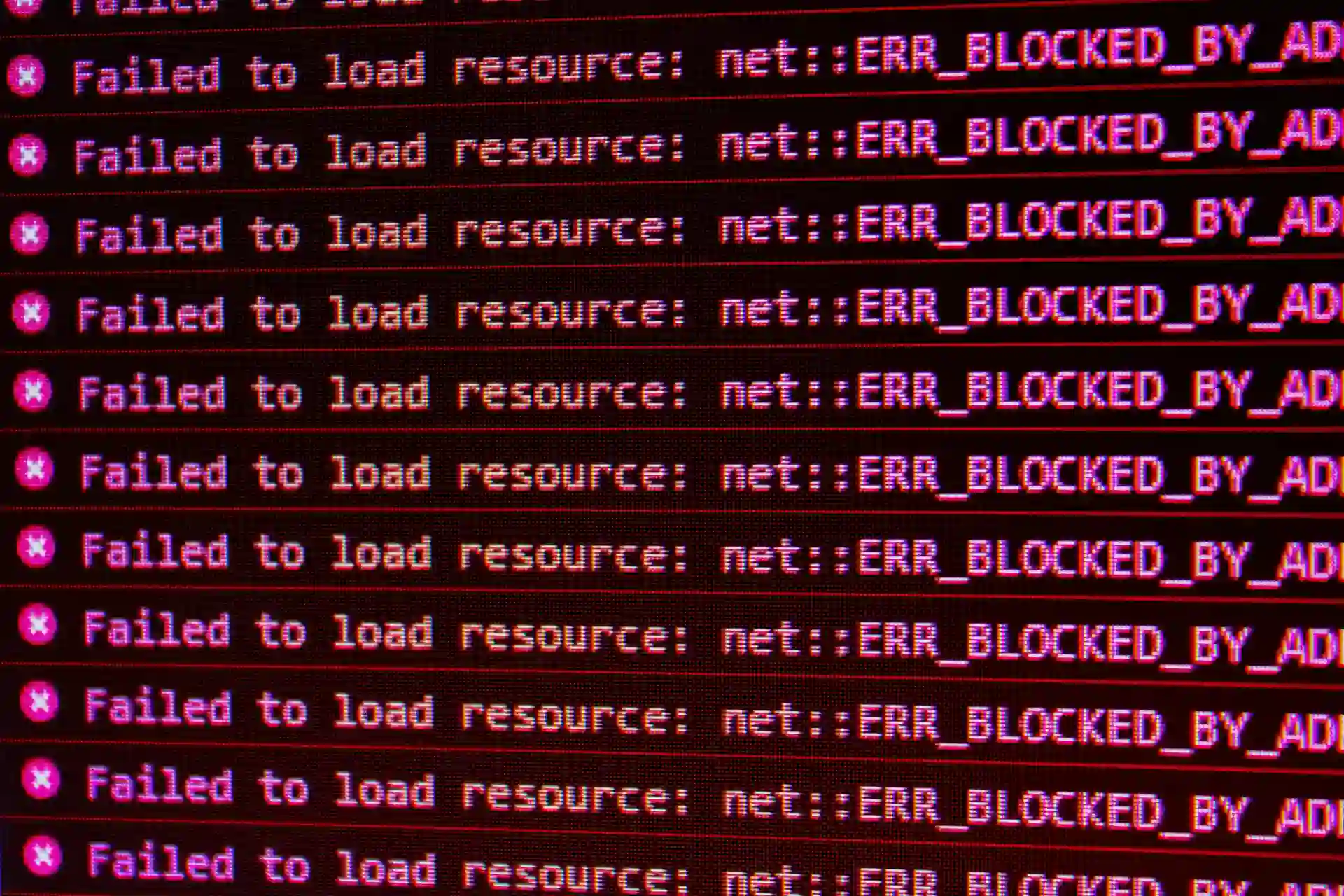 Pantalla de error con múltiples repeticiones del mensaje 'no se pudo cargar el recurso