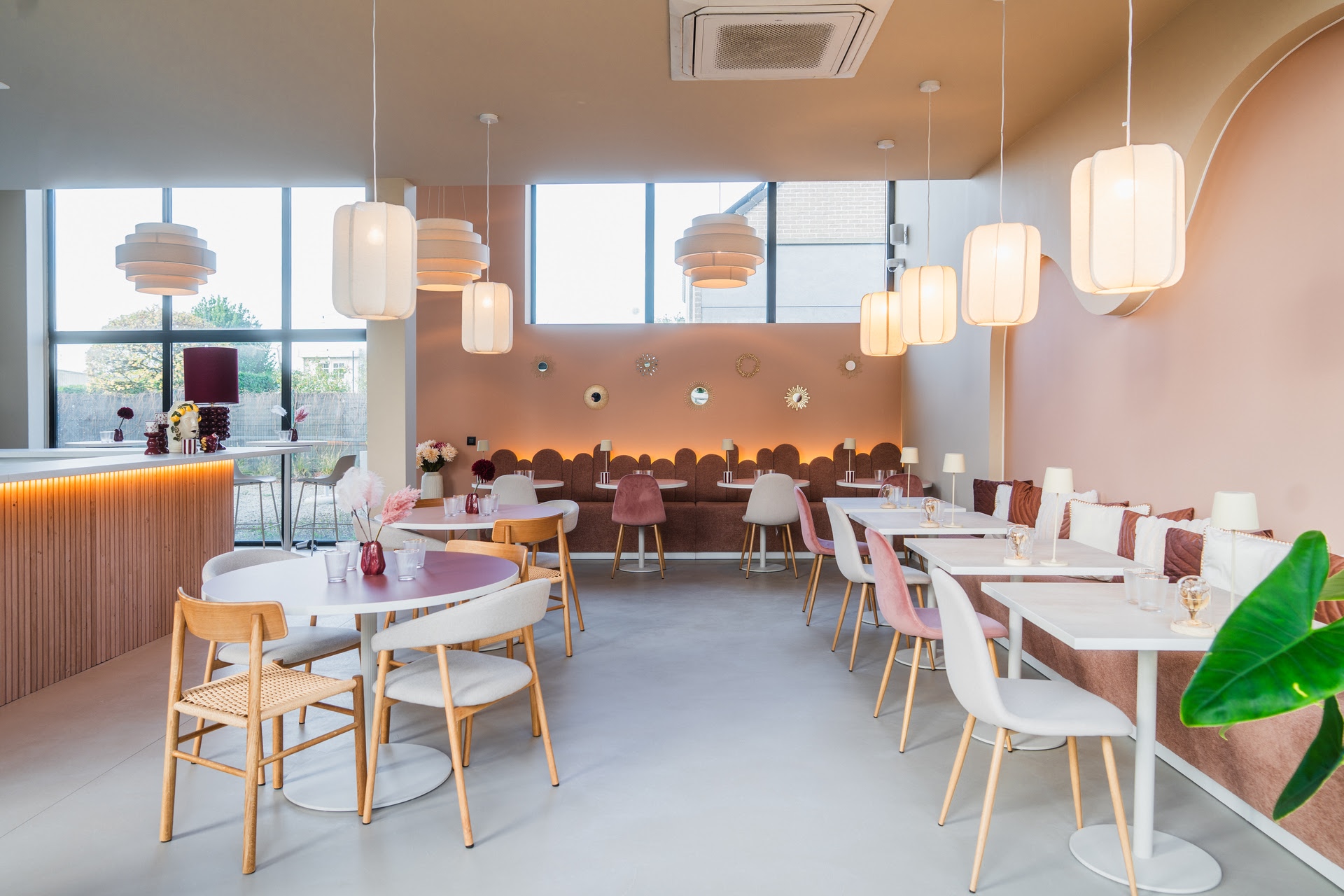 restaurant italien sol en béton ciré