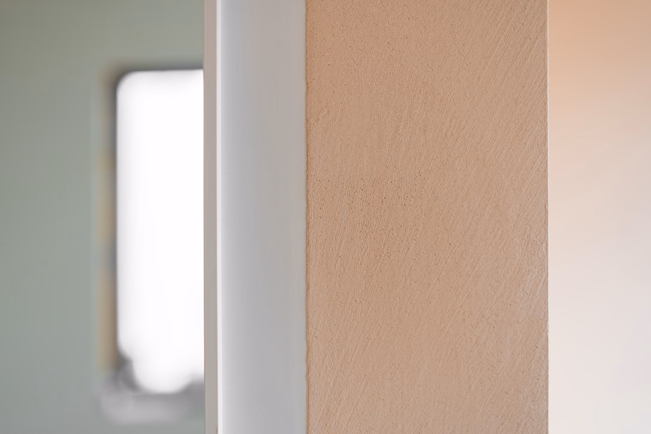 mur chambre pour enfant en chaux et parquet