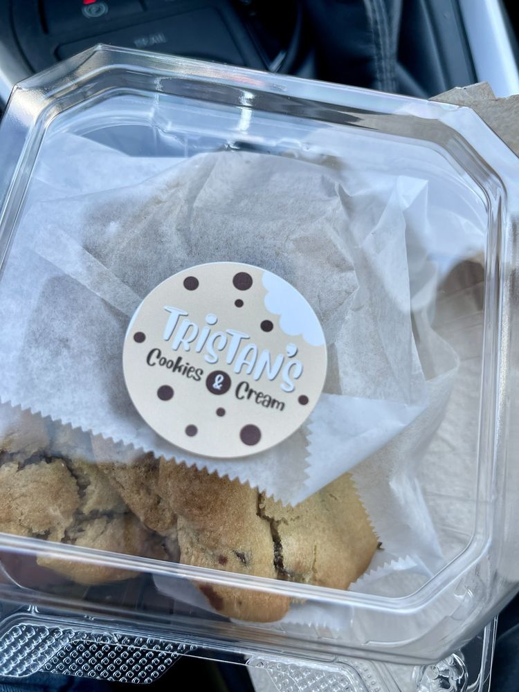 image of wedding catering display