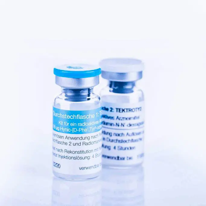 Lyophilisiertes Markierungsbesteck zur Herstellung von Tc-99m-EDDA/HYNIC-TOC für die SPECT-Bildgebung somatostatinrezeptorpositiver neuroendokriner Tumoren.