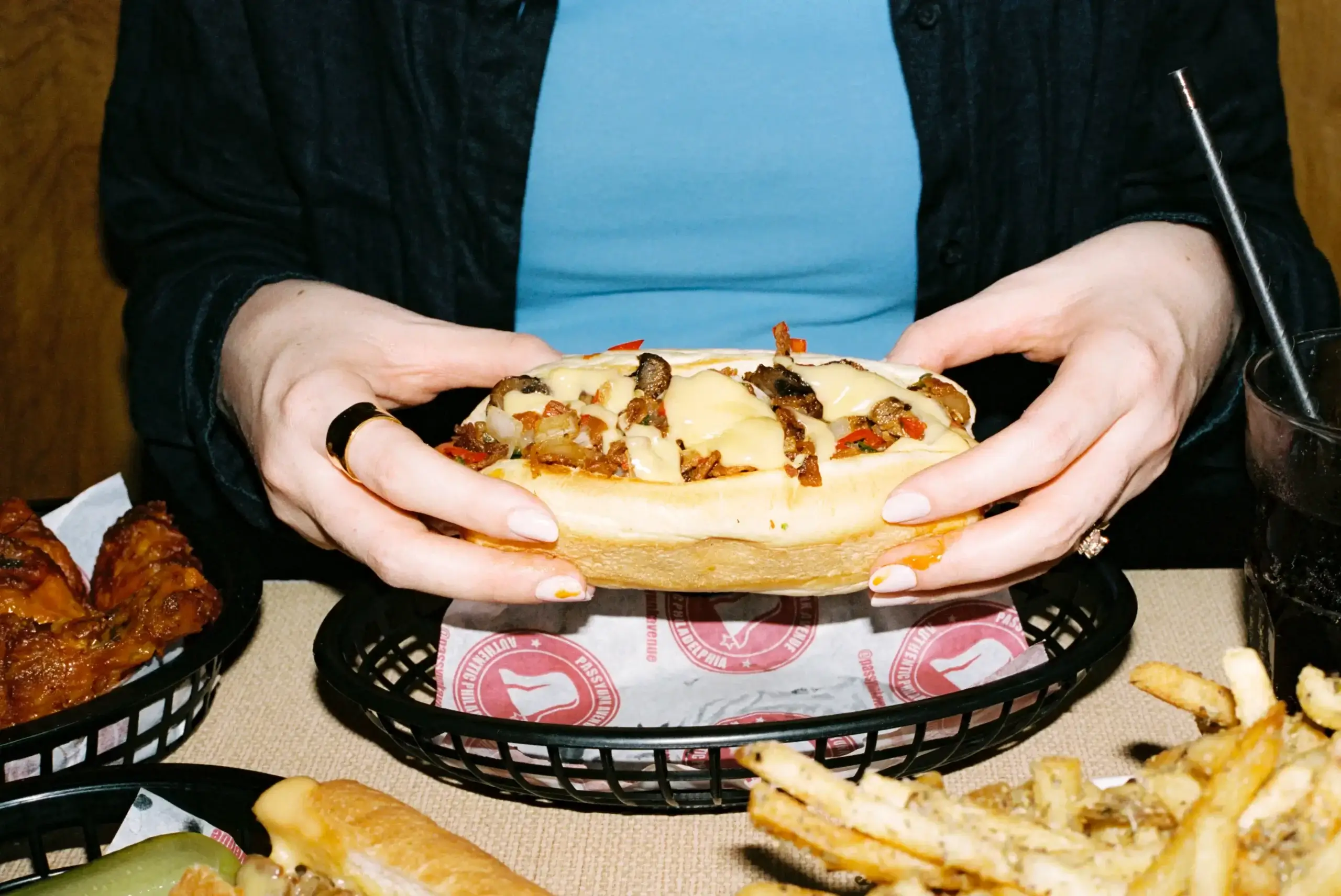 Manage Restaurant Online Reviews for Sales & Marketing Success